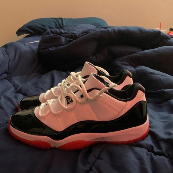 Jordan 11 ‘Concord Bred’